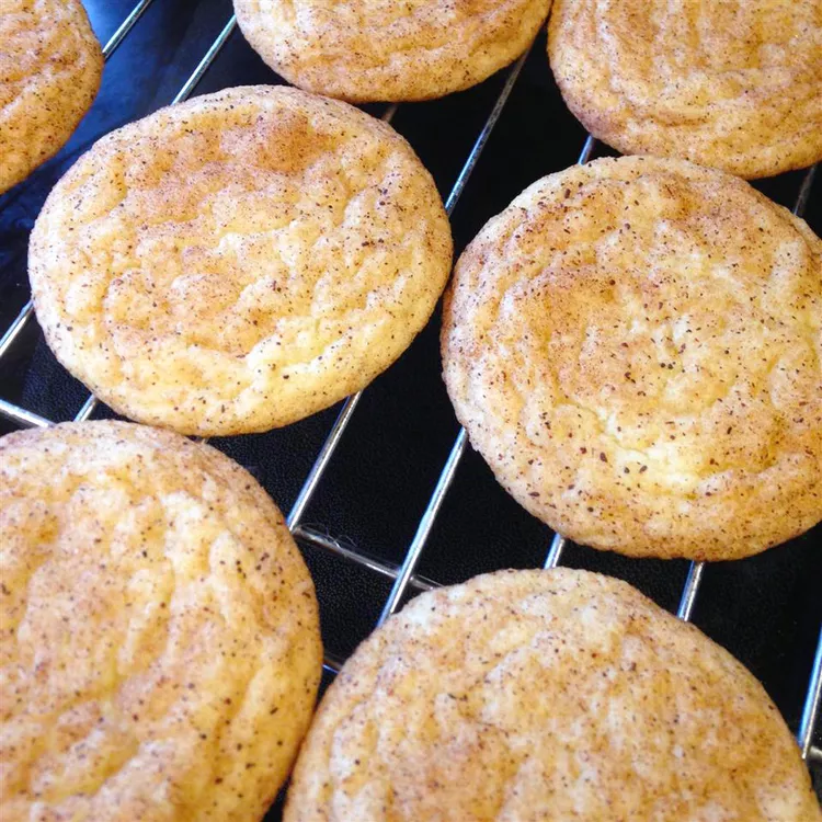 Finished snickerdoodle cookies
